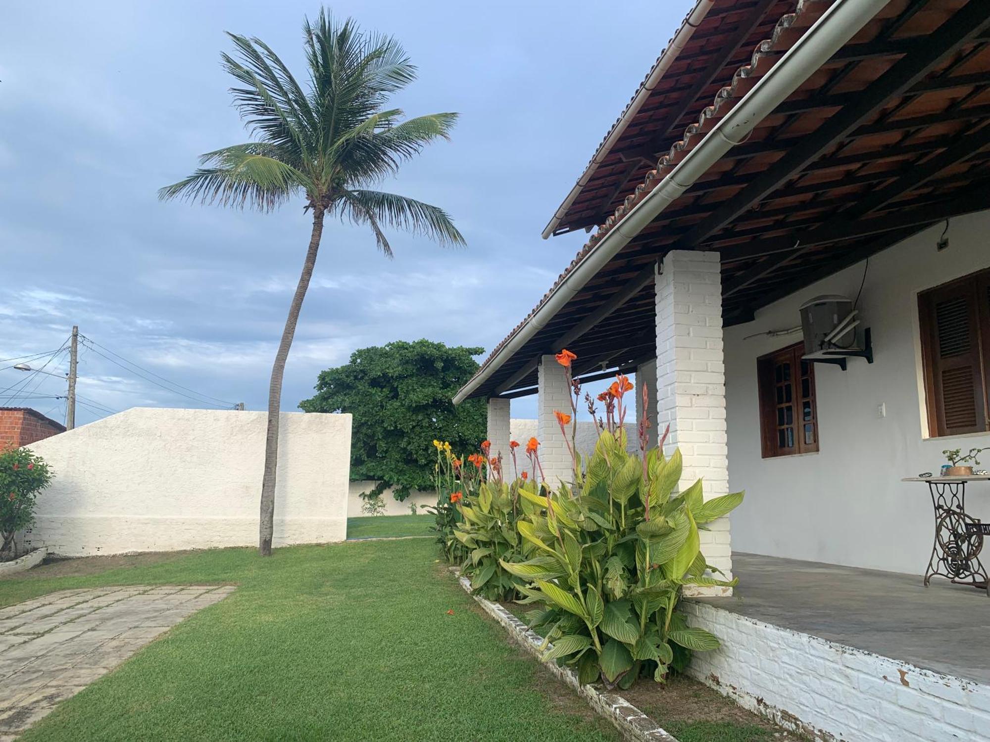 Morro Branco Suites - Hospedaria Morro Branco Beberibe Bagian luar foto