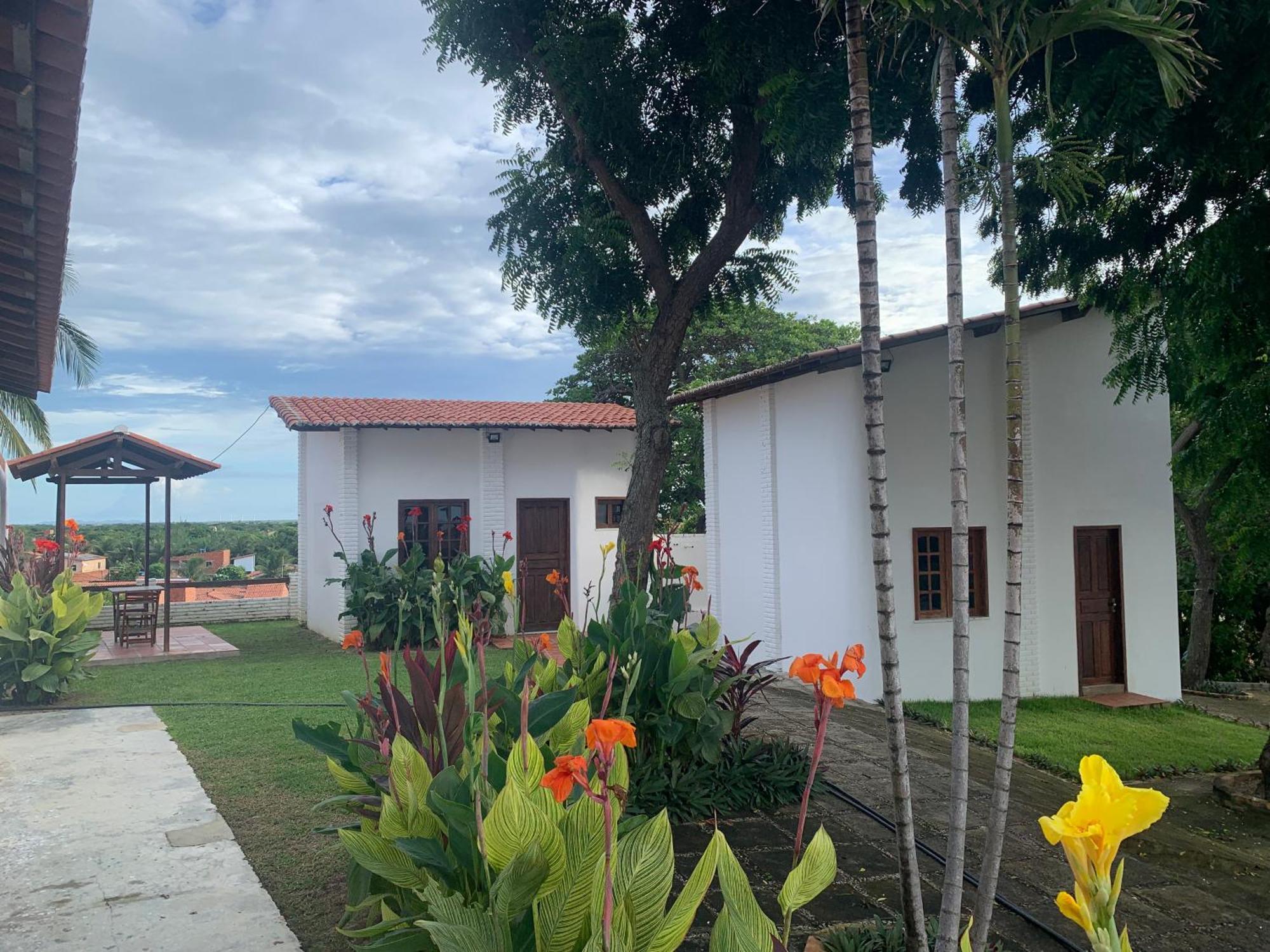 Morro Branco Suites - Hospedaria Morro Branco Beberibe Bagian luar foto